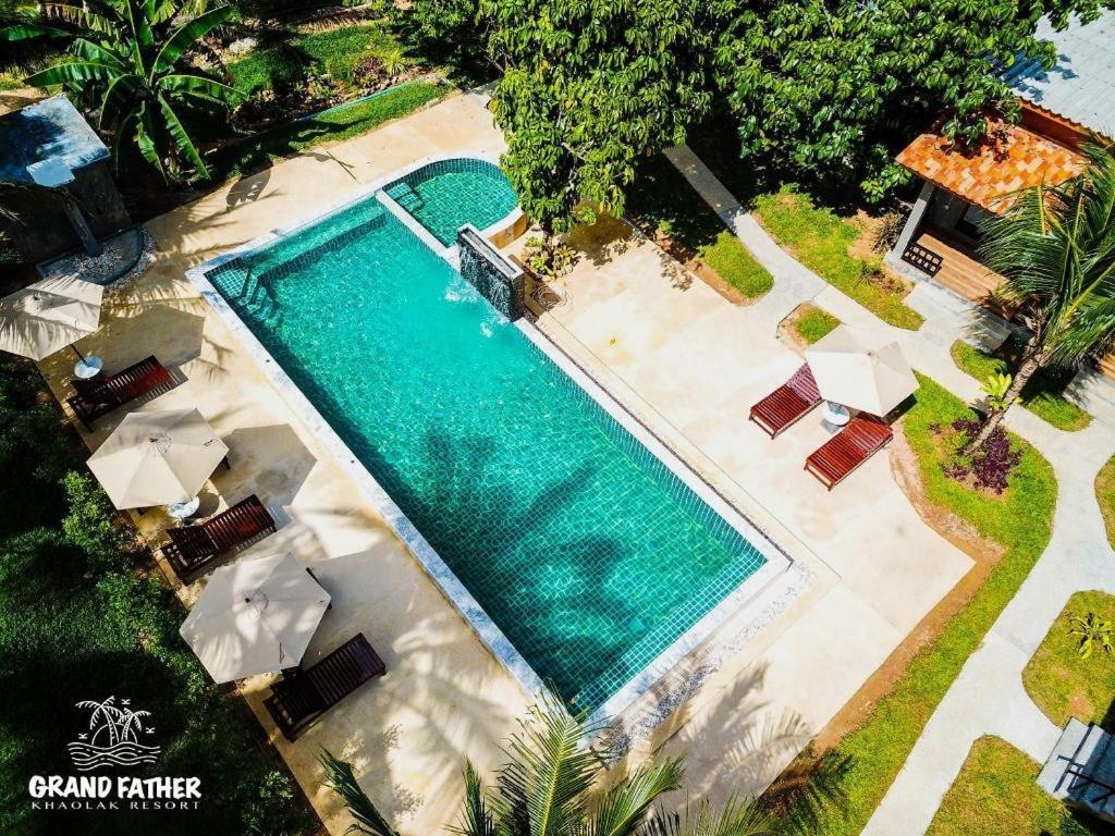 Grandfather Khaolak Resort Као Лак Екстериор снимка